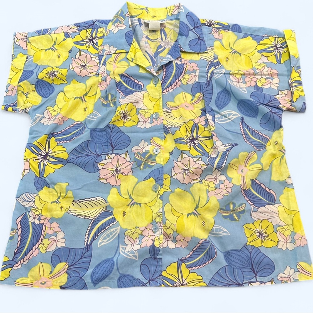 Vintage Blair Women’s Size Medium Floral Hawaiian Print Button Down Top
